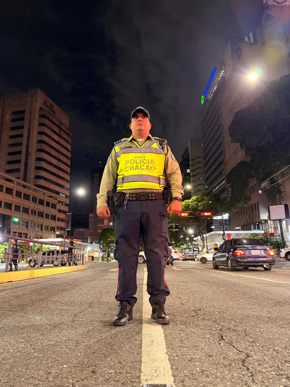 Presidente con Policía